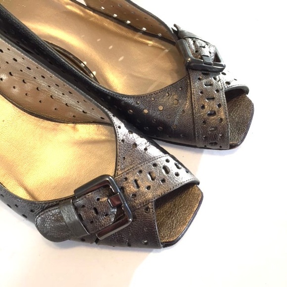 Stuart Weitzman Womens Gray Perforated Leather Wedge Heels Slingback size 6.5 - Picture 8 of 13